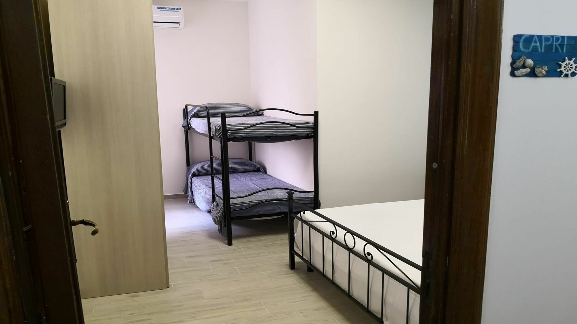 Bed and Breakfast Fenesta Vascia Neapel Exterior foto