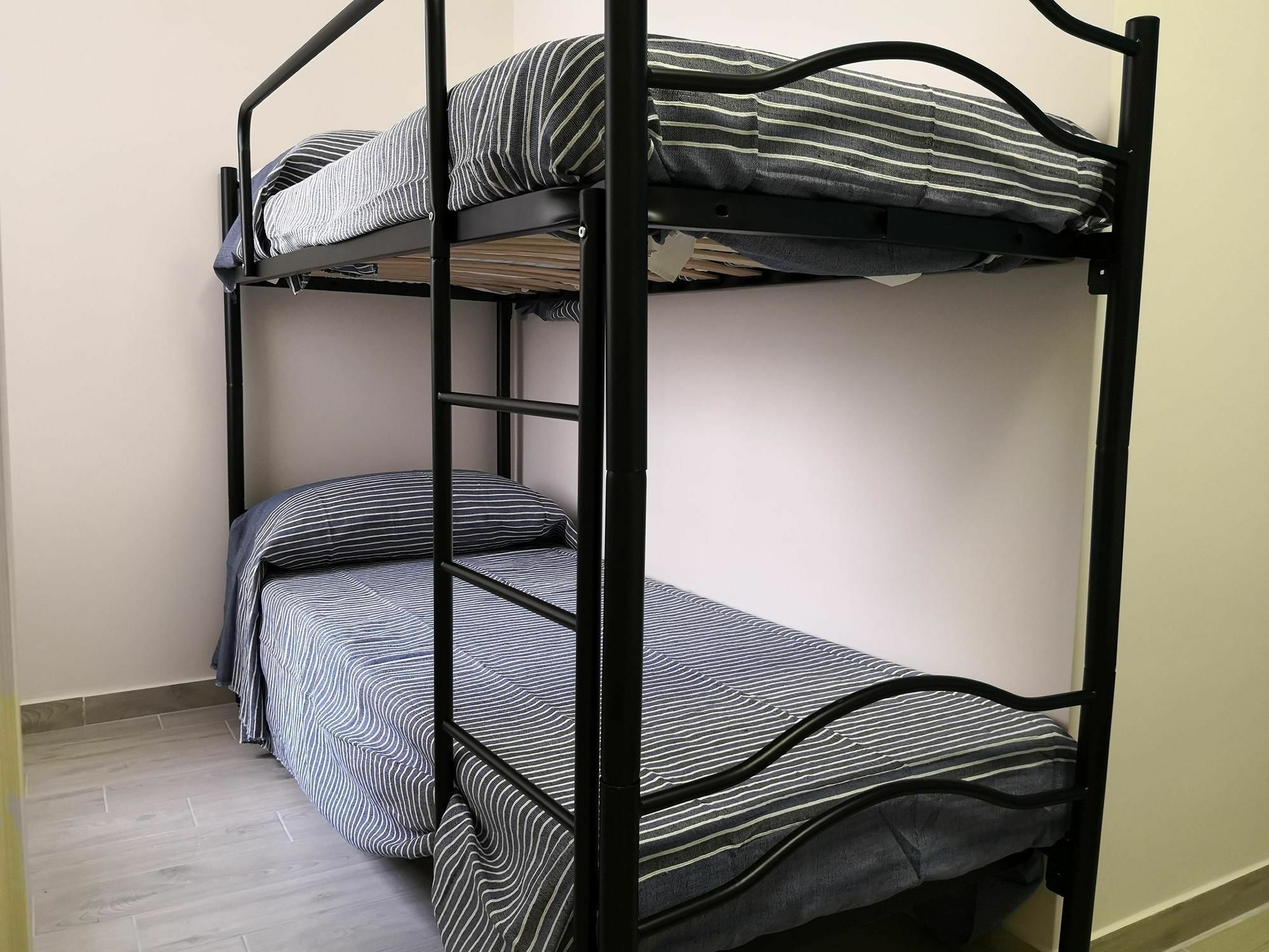 Bed and Breakfast Fenesta Vascia Neapel Exterior foto